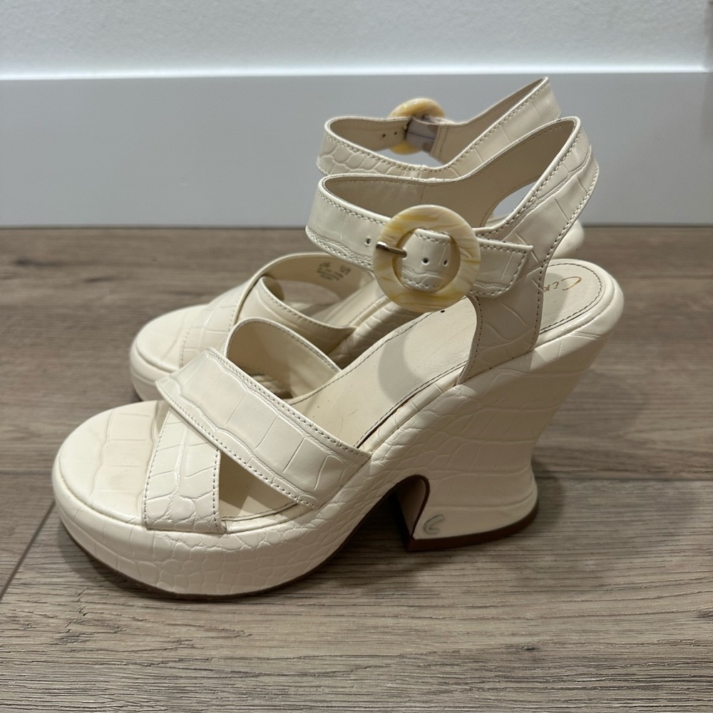 Circus Sam Edelman Peony platform Cream Wedge Sandal funky retro patent heels